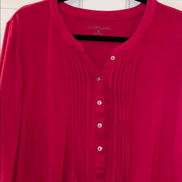 😊FREE😊With $20 Purchase - button down top or tunic - Plus Sized - Picture 2 of 4